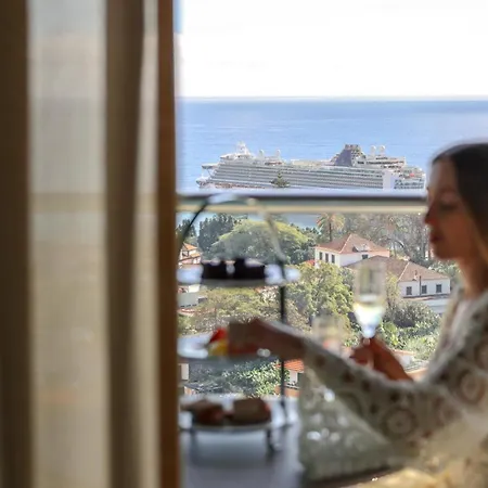 The Views Baia - Adults Only Hotel Funchal (Madeira)